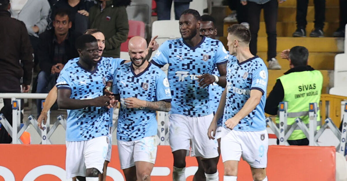 Sivasspor – Başakşehir: 1-2 (MAÇ SONUCU)