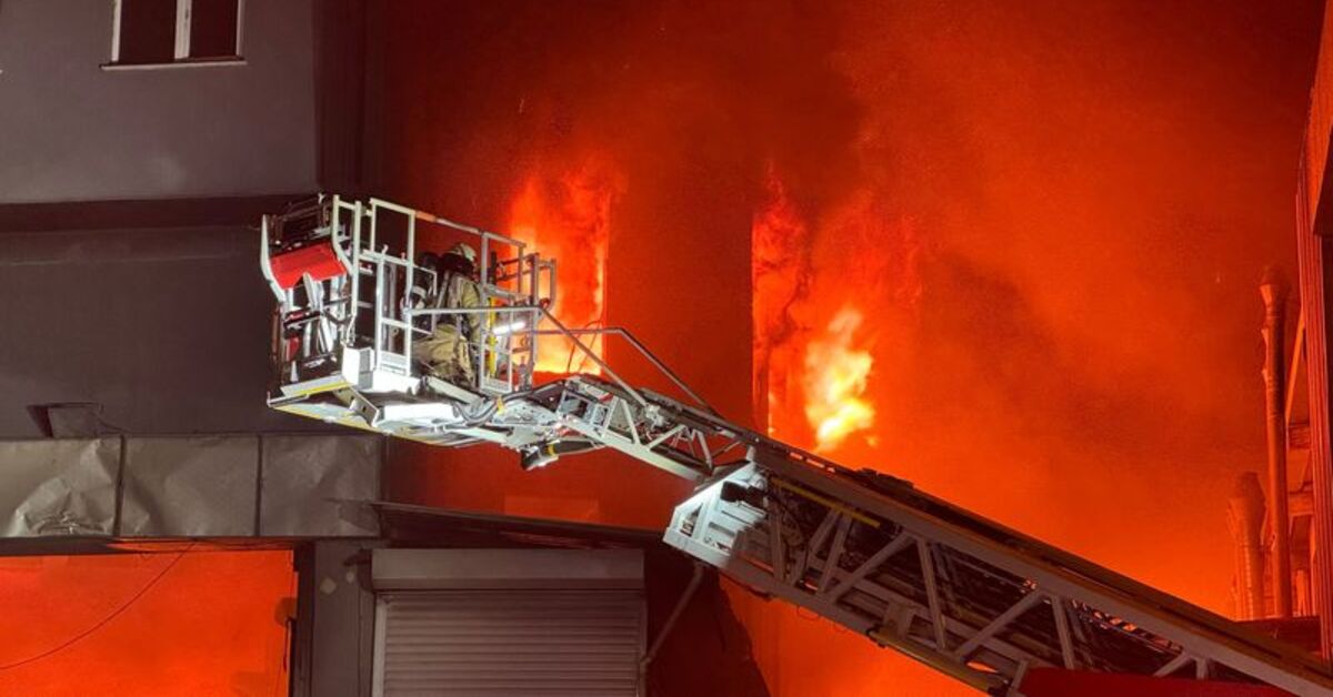 Beylikdüzü’nde fabrika yangını